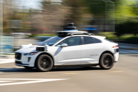 waymo robotaxi